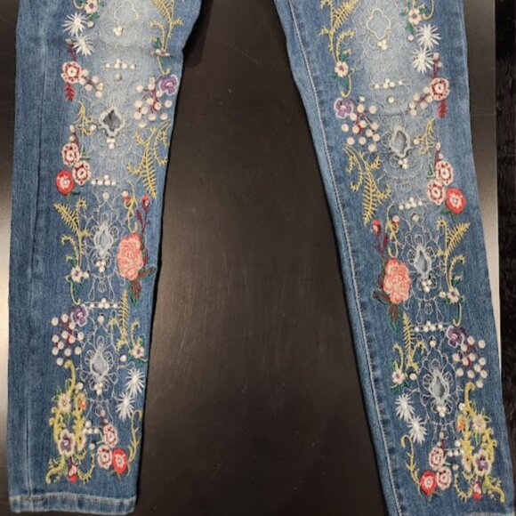 Venus Embroidered Floral Skinny Jeans - Size 2 | Stunning Statement - Picture 3 of 9